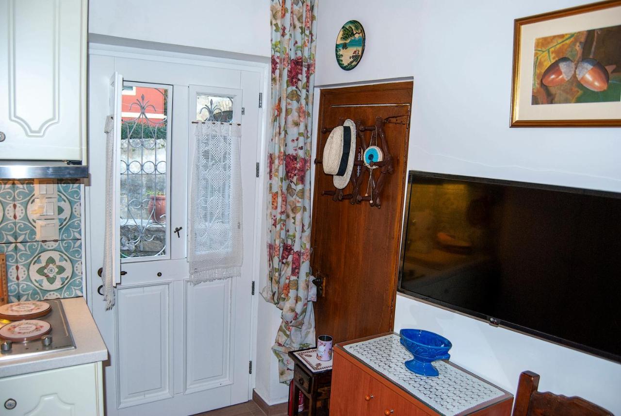 Yangos Traditional Home Kouramádes Екстериор снимка