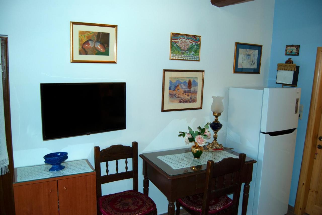 Yangos Traditional Home Kouramádes Екстериор снимка