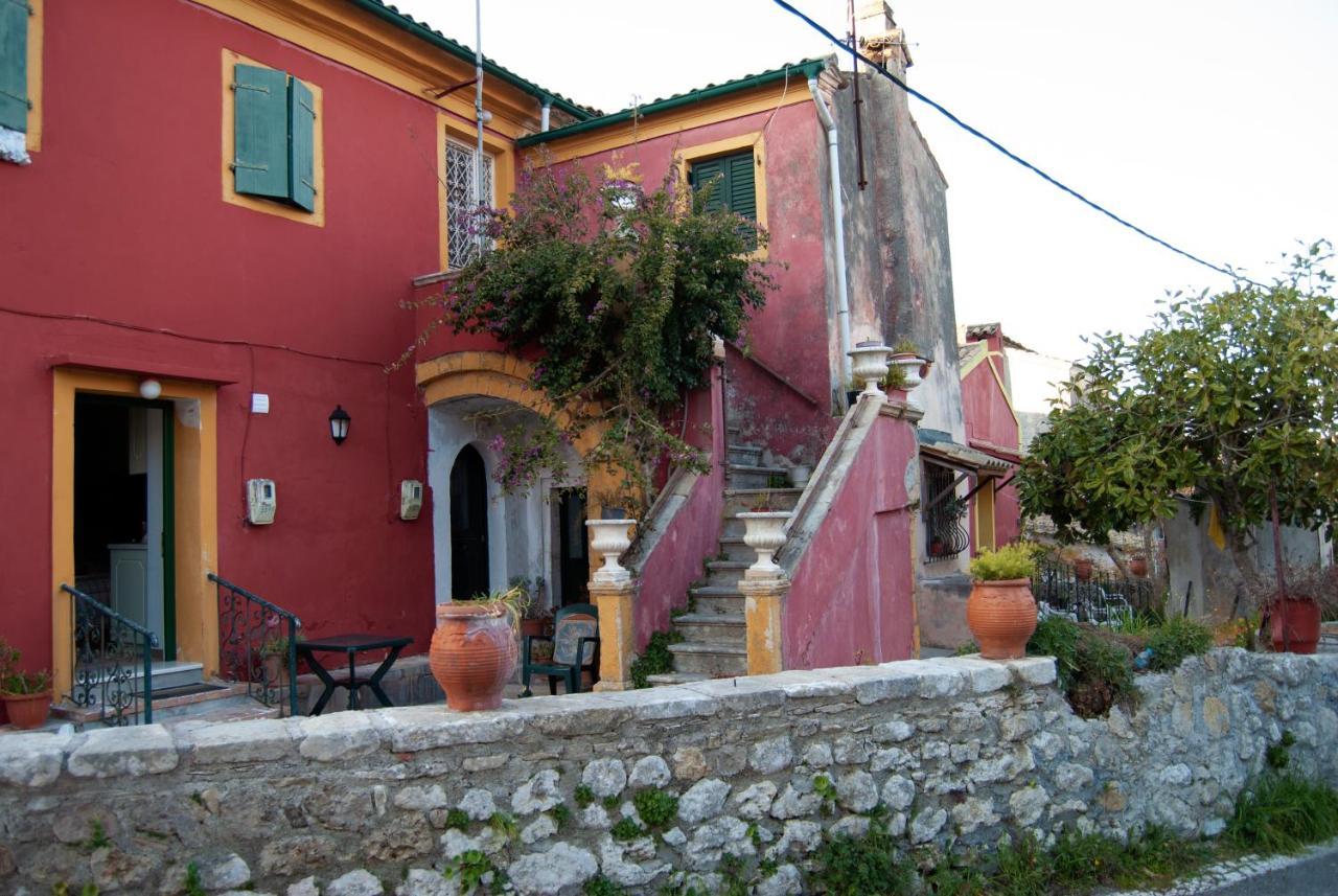 Yangos Traditional Home Kouramádes Екстериор снимка